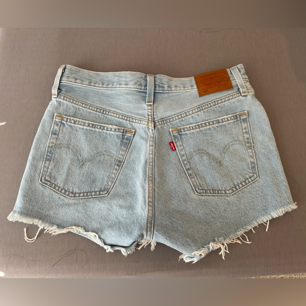 ❌Sold ❌Levi's Light Blue Jean Shorts 27 - Picture 3 of 5